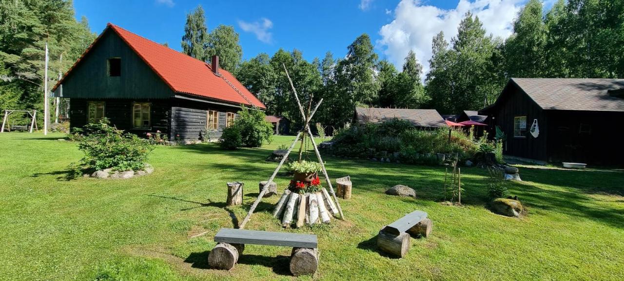 Hotel Atsikivi Puhketalu Häädemeeste Zewnętrze zdjęcie
